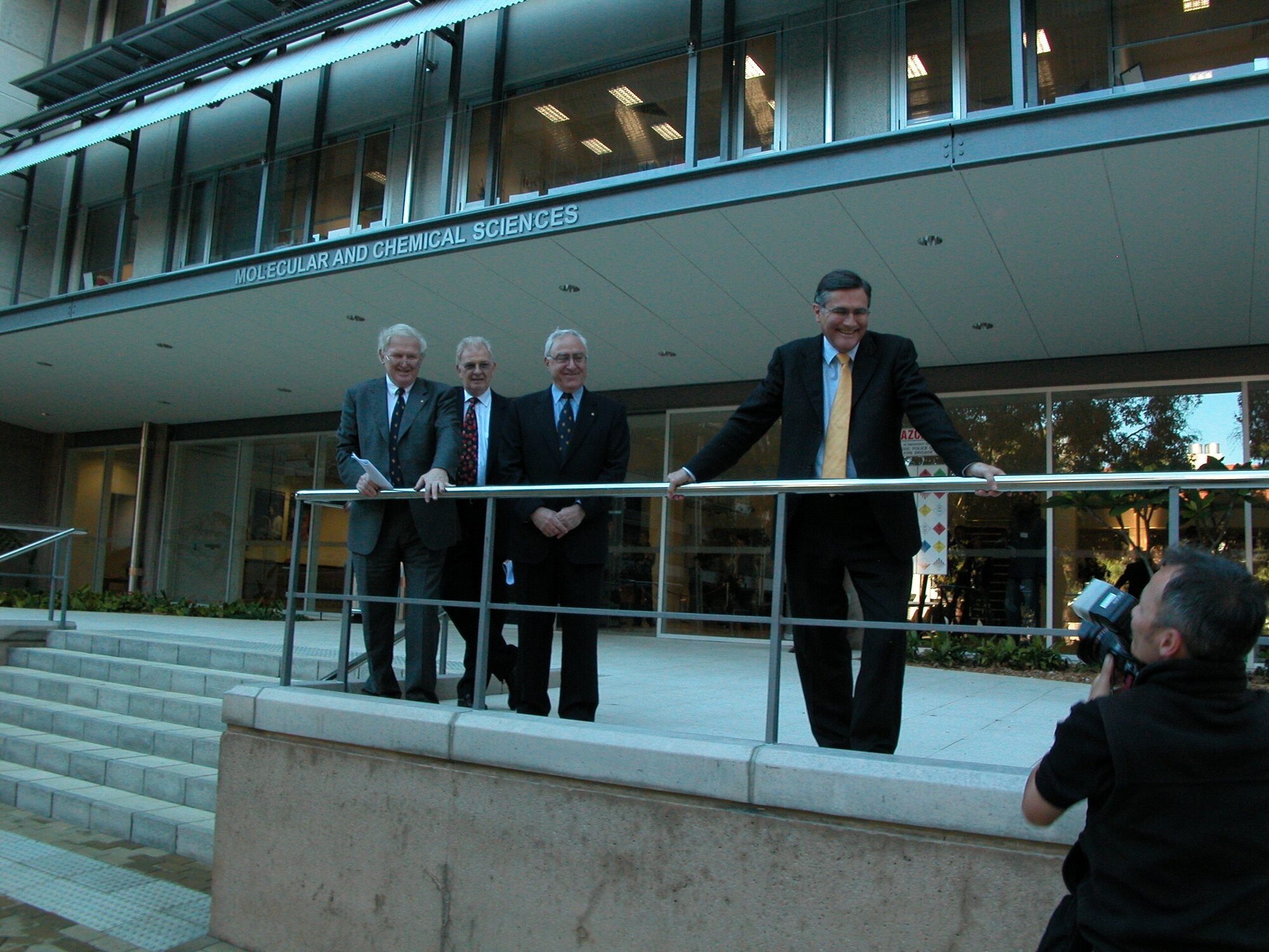 61708P - VC Professor Alan Robson - Dean of Science Professor George Stewart - Chancellor Dr Ken Michael - Premier Dr Geoff Gallop
