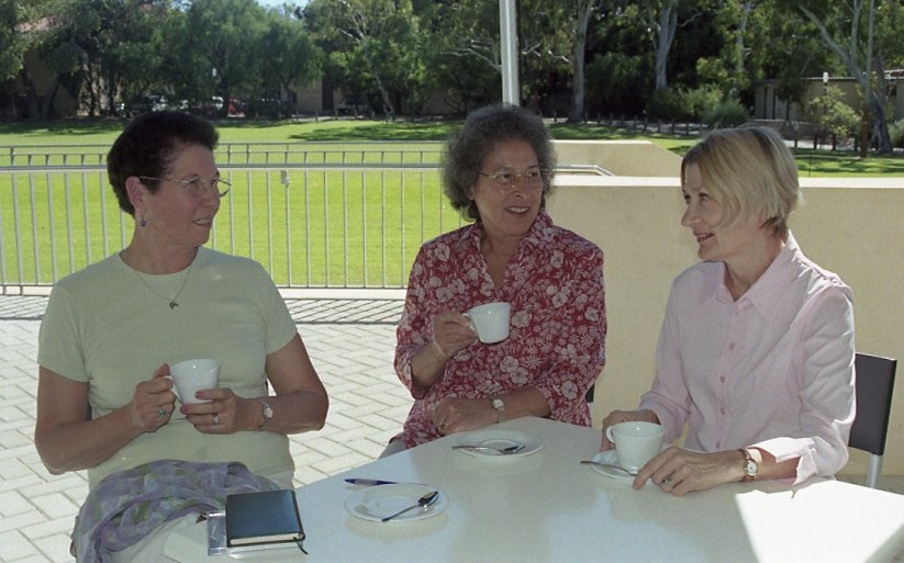 60087P - Retired academics from European Languages &amp; Studies - Noelene Bloomfield (left) Beverley Noakes (centre) &amp; Rosemary Lancastor (right) enjoy coffee at the University Club