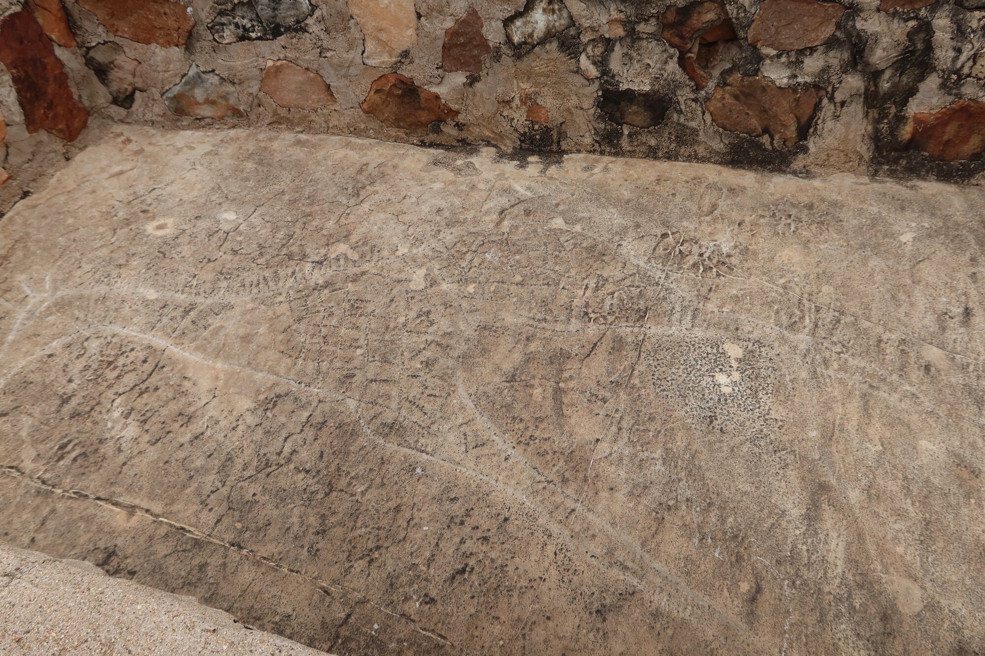Mtetengwe petroglyph site giraffe 2021.10.jpeg