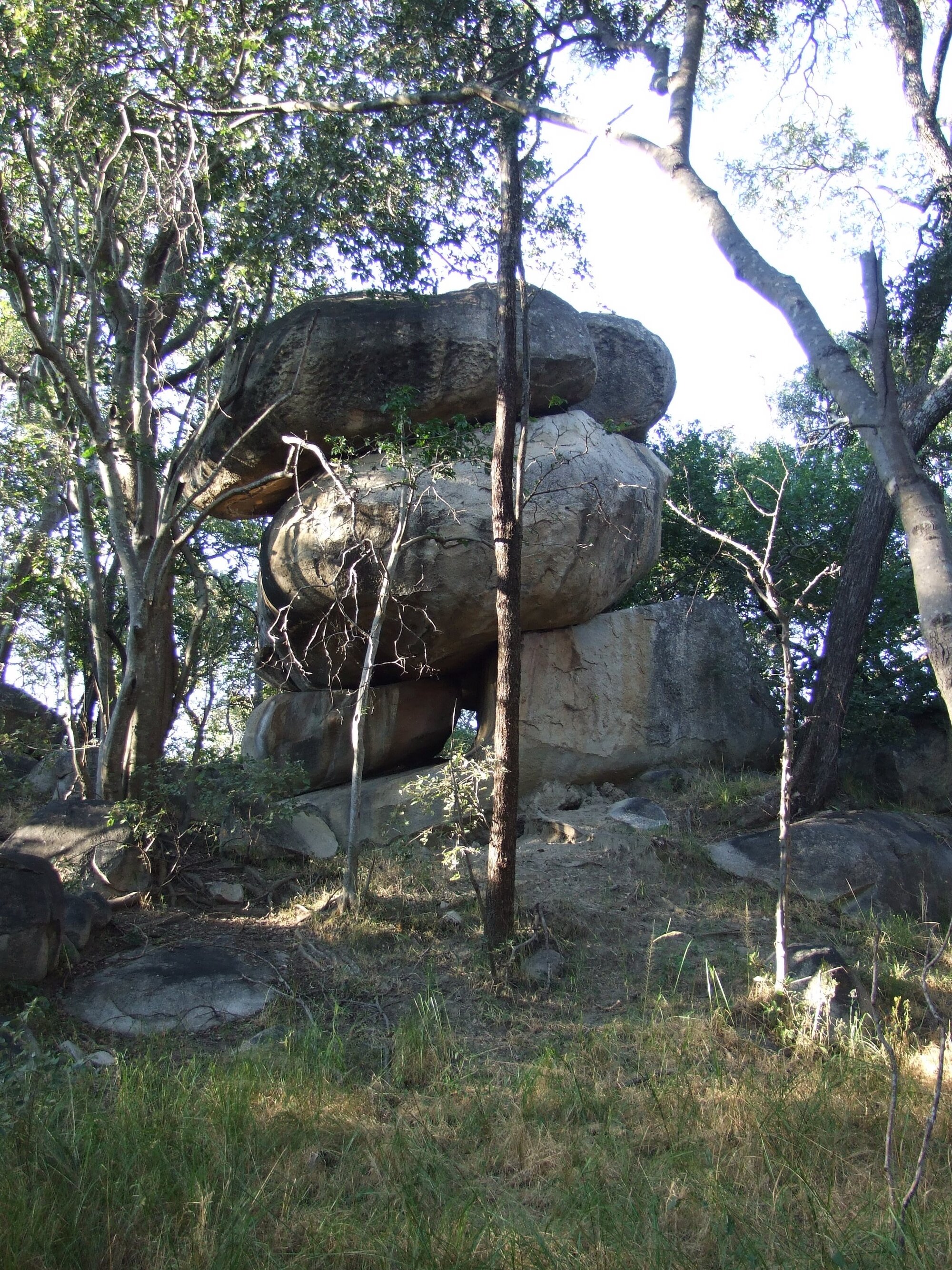 Boulders east of Pax Park 2012.01.02.jpeg