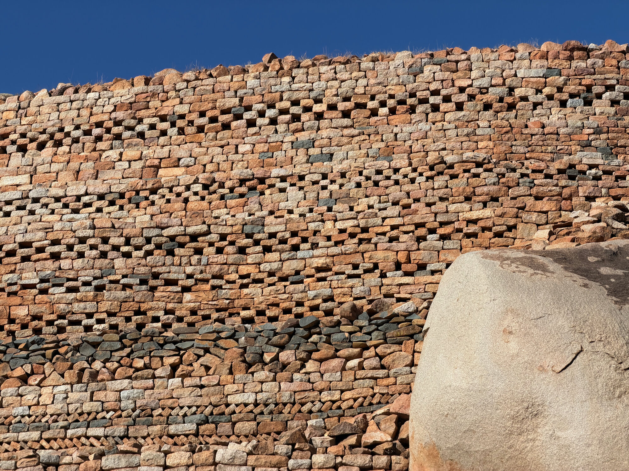 2028 A2 G001 (Khami Ruins) 2026-7-27_021
