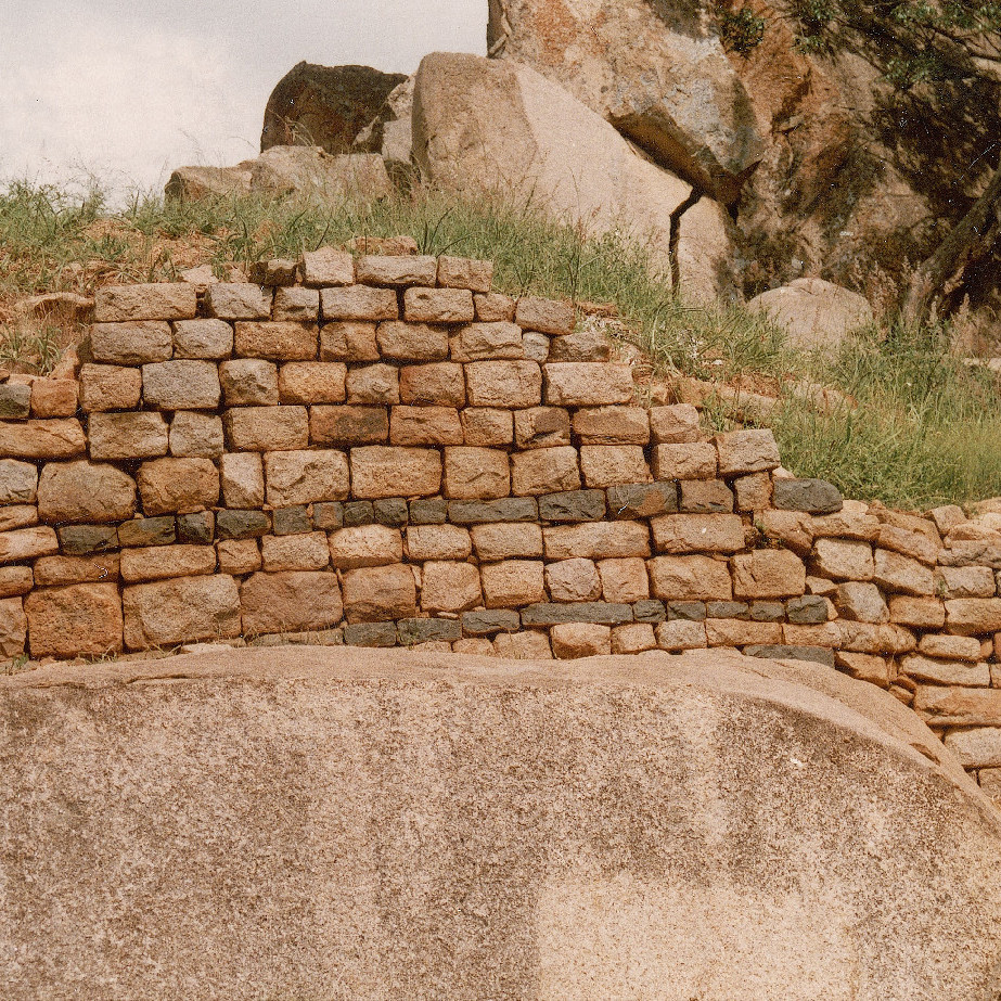 2028 A2 G001 (Khami Ruins)