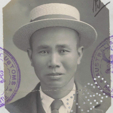 KONG LEE