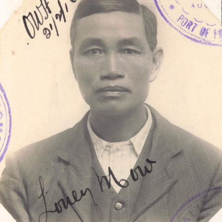 LOUEY MOW