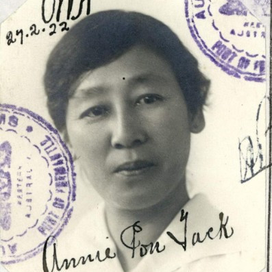 PON TACK Annie (female)