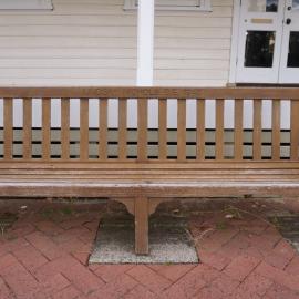 62768P - UWA Benches Project - NICHOLS : LINDSAY NICHOLS B.E. 1945 - Gillett Promenade, Irwin Street Building - Close Up