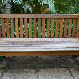 62792P - UWA Benches Project - BRIDSON : IN HONOUR OF OUR INSPIRATIONAL BROTHER DR DAVID (JOHN) BRIDSON, FOREVER LEARNING 1953-2018 - Hackett Hall South - Close Up