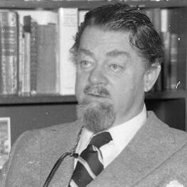 6349P - Portrait of Professor Michael Hugo-Brunt - Professor of Architecture 1974-1986