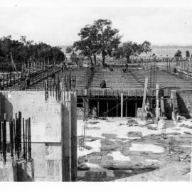 4723P - Workers on the main floor - Winthrop Hall under construction - River in background