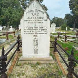 Grave of Jane Louey and Louis Wah Louey