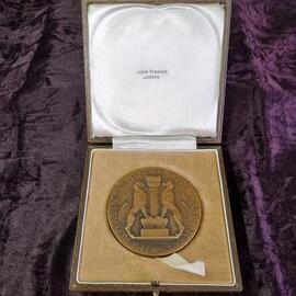62871P - Photograph of Royal Institute of British Architects Bronze Medal in presentation case - Awarded to Reid Library Building 1964