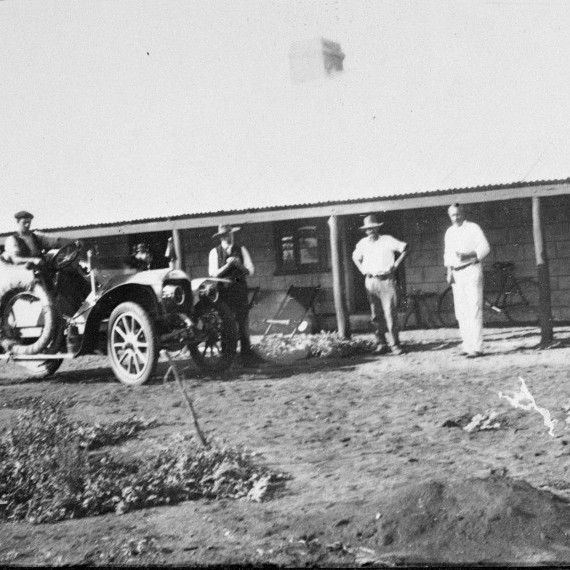 Mangaroon Station