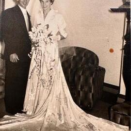 Athol ("Chummy") and Nancy Fong on their wedding day in 1952