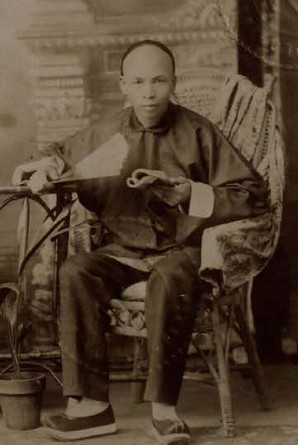 Wong Lee, shown on his Certificate to return to the Colony (source: SRO, S675, File 1900/0645).