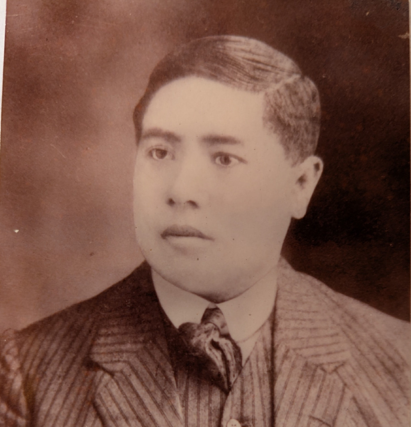 Ah Hoong (2) photograph generously provided by Helen Montstephen, granddaughter of Ah Hoong (2).