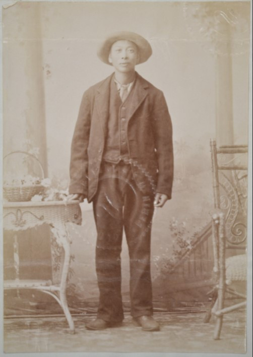 Chung Sun, 1899, taken from his immigration certificate. Courtesy State Records Office WA:S675, Cons 527, 1899/1746