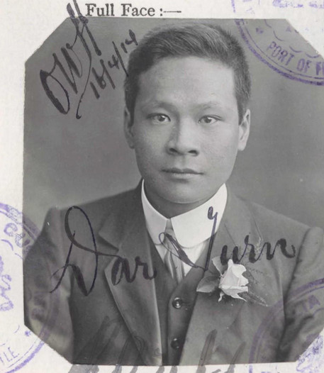 Dar Turn, pictured around the age of 26 in 1914 on his Certificate Exempting him from the Dictation Test (source: National Archives, K1145, 1914/101).