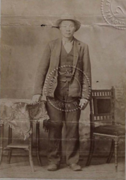Ah Shum, 1898, from his immigration certificate. Courtesy State Records Office WA: S675, Cons 527, 1898/2579
