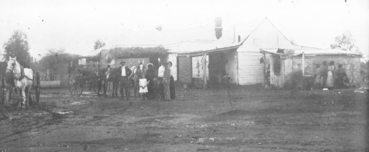 Muccan homestead in about 1906 (source: J. Hardie 1981: Nor'westers).