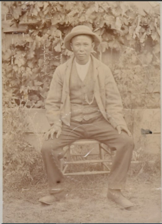 AH CHOW (11) 1900, taken from his immigration certificate. Courtesy State Records Office WA: S675, cons 527, 1900/181