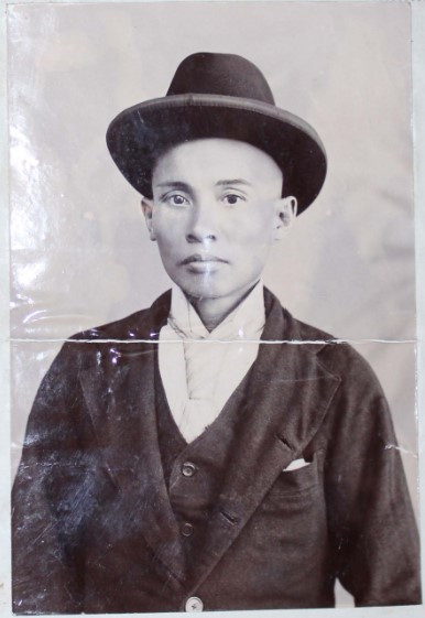 Ah Sang (3), 1900, taken from his immigration certificate. Courtesy State Records Office WA: S675, Cons 527, 2615.